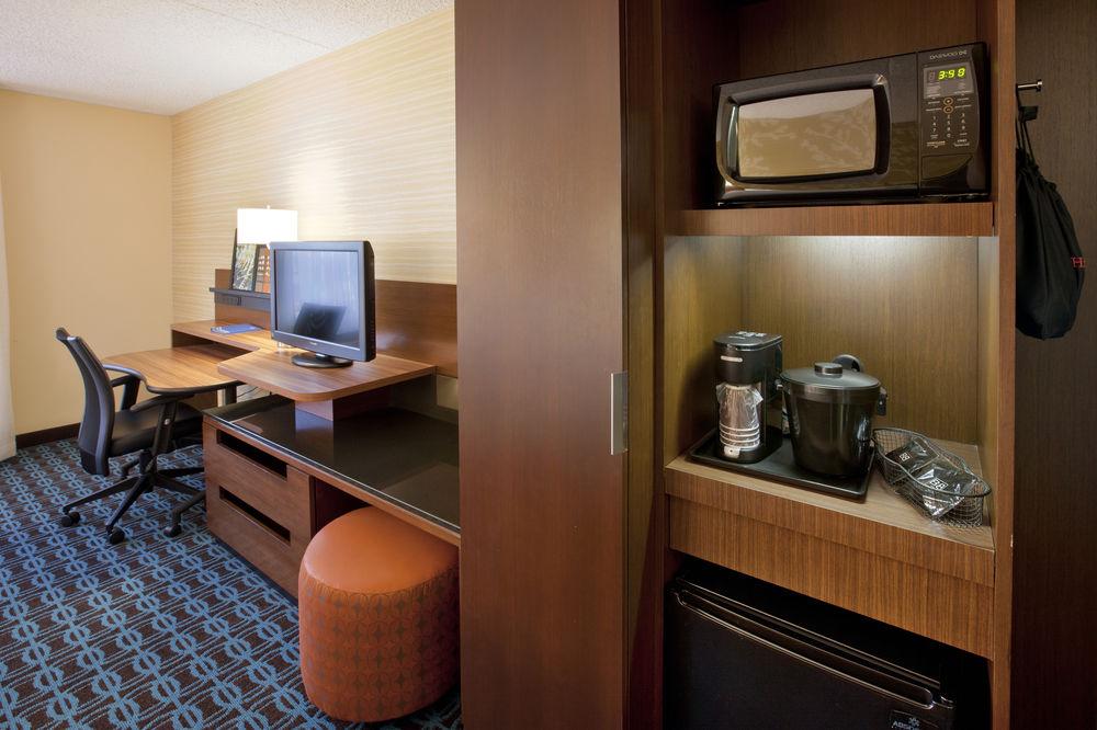 Fairfield Inn By Marriott East Rutherford Meadowlands Εξωτερικό φωτογραφία